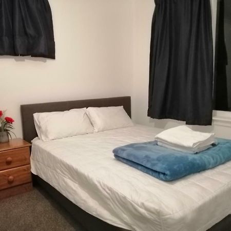 כרייסטצ'רץ' Homestay Double Room, Near The City Center מראה חיצוני תמונה